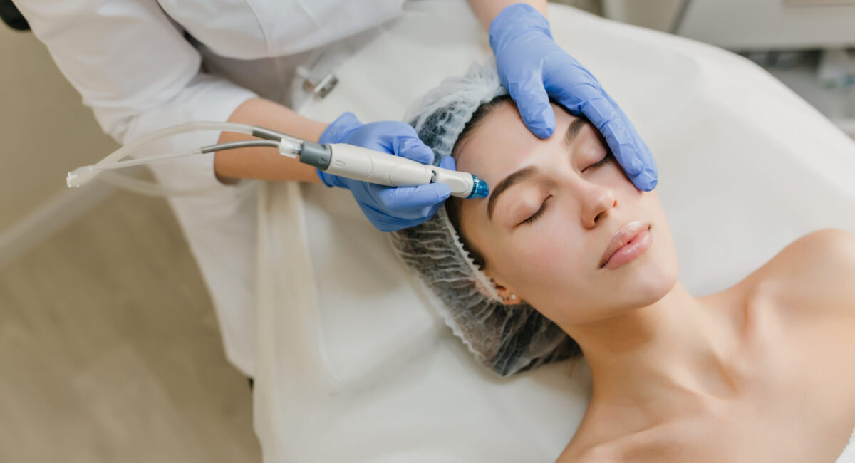 Na czym polega zabieg HydraFacial?