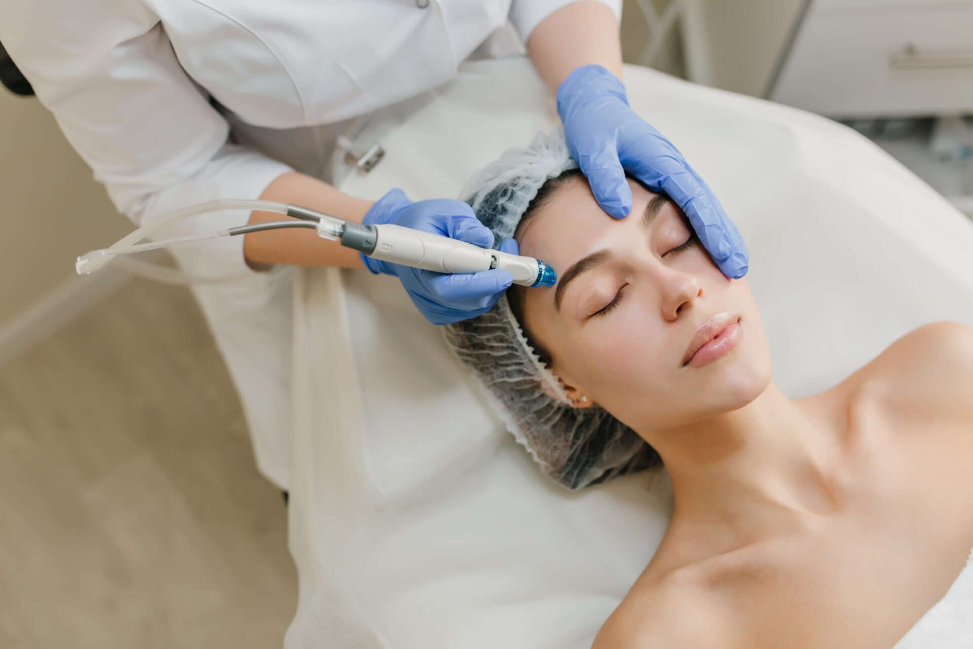 Na czym polega zabieg HydraFacial