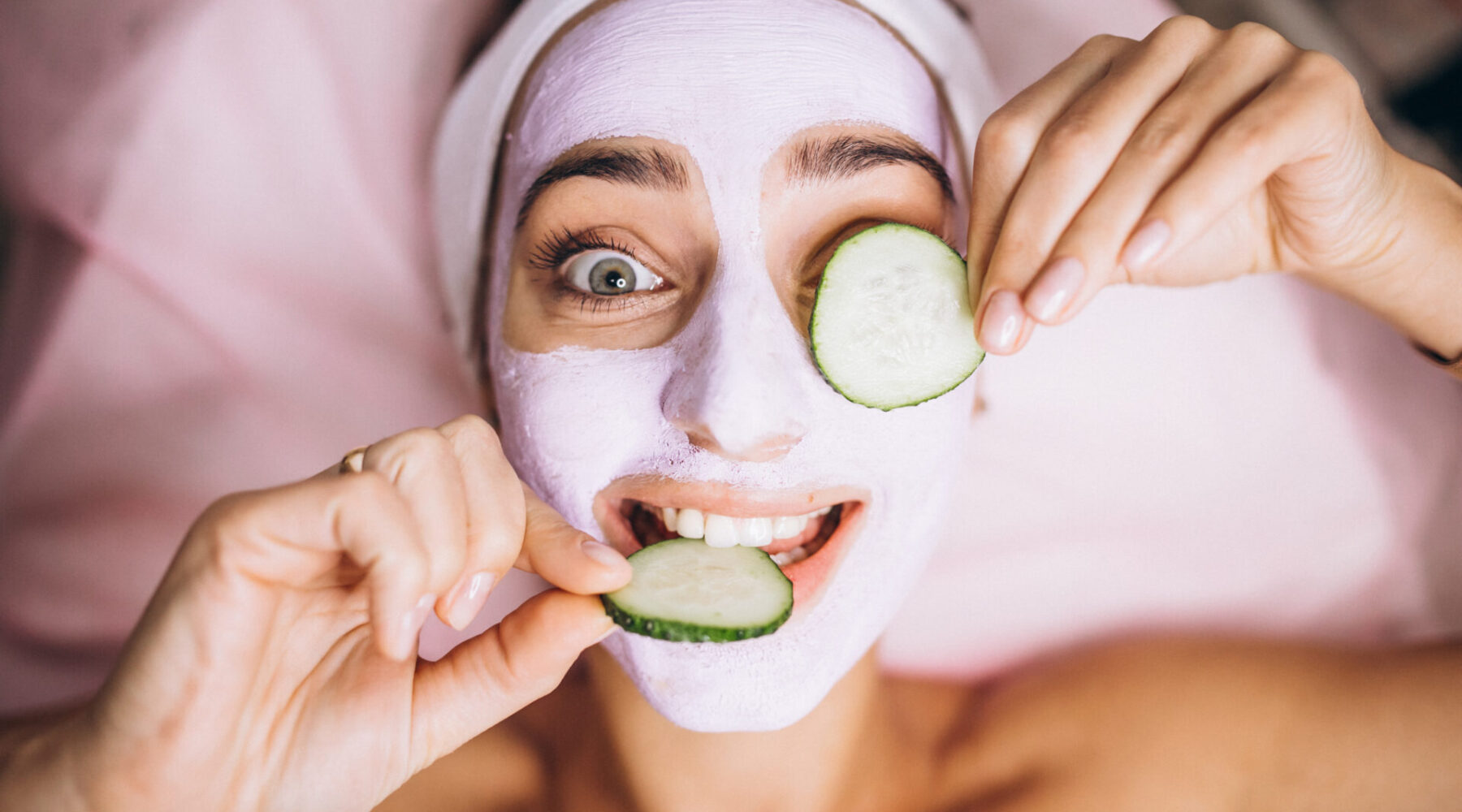 Face Therapy: Kompletny przewodnik po nowoczesnych technikach terapii twarzy