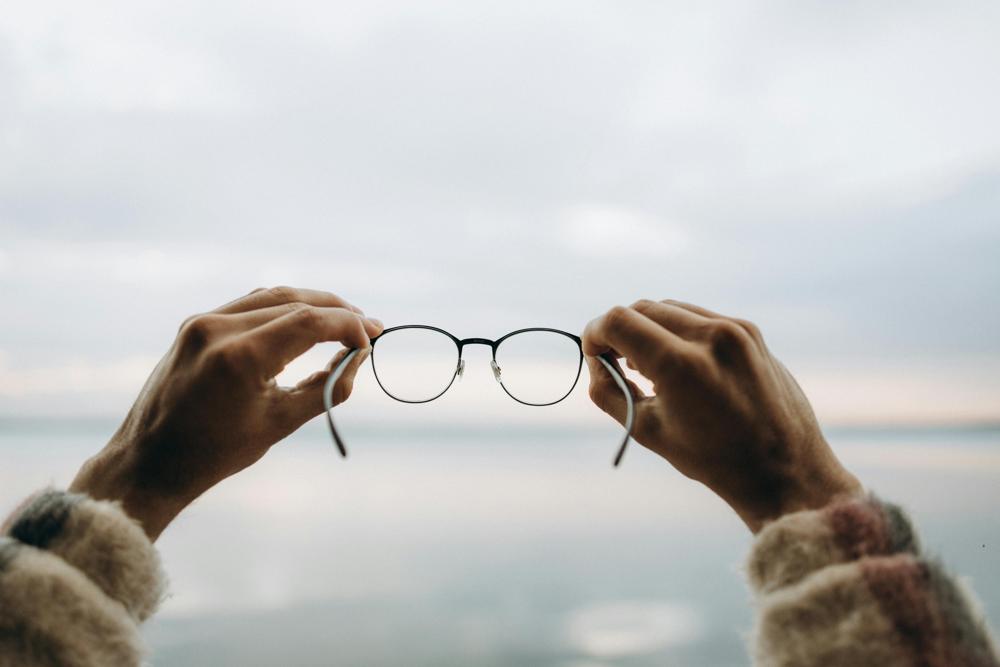 eyeglass frames-6d54d57eff864586a3b44e737c246adb.jpg eyeglass frames