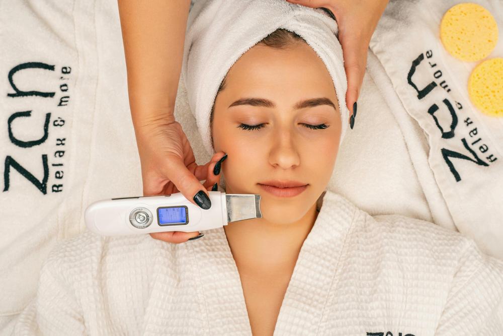 facial cleansing-7b8d876c4d3e4e9eb074585128ba22e2.jpg facial cleansing